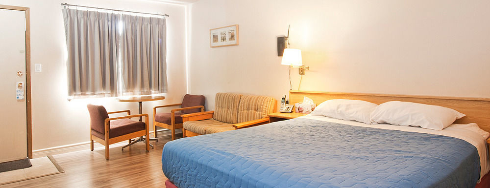 Horizon Motel Saint Albert Bagian luar foto
